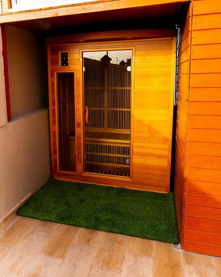 Evasion En Plein Coeur De La Ville Studio Jacuzzis Sauna Et Piscine Au Centre De Port-Louis Eksteriør billede